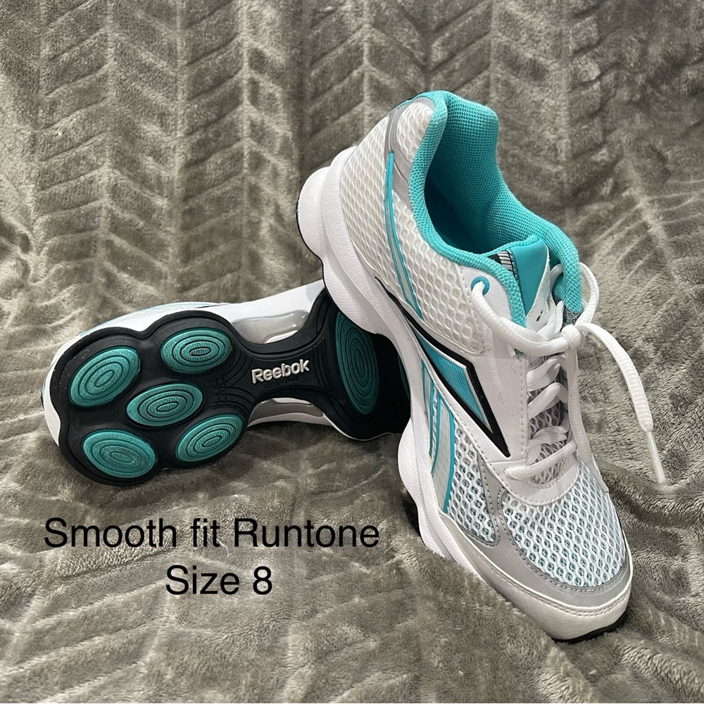 Reebok White and Blue Athletic Shoes with Mesh Upper Womans